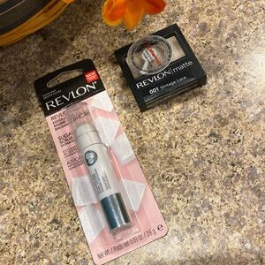 Revlon Kiss Exfoliating Balm and Eye Shadow Vintage Lace 001